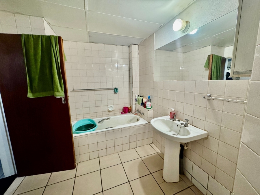 2 Bedroom Property for Sale in Potchefstroom North West
